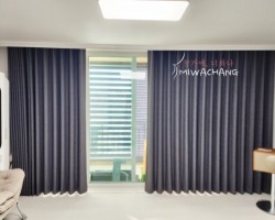 아파트 거실 차콜블랙 암막커튼 시공