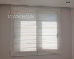 아파트 작은방 아이보리 세븐라인 콤비블라인드 시공