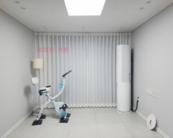 아파트 거실 화이트 쉬폰커튼 시공