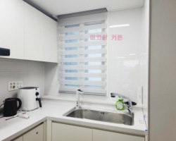 풍림아이원 주방 라이트그레이 콤비블라인드 시공