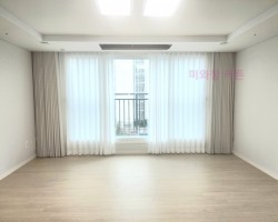 풍림아이원 거실 화이트 쉬폰커튼 + 오트밀 암막커튼 시공