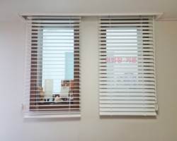 아파트 작은방 화이트 우드블라인드 시공