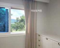 전원주택 안방 베이지커튼 시공