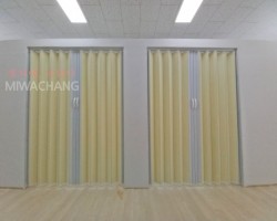 사무실 아이보리 홀딩도어(자바라) 시공